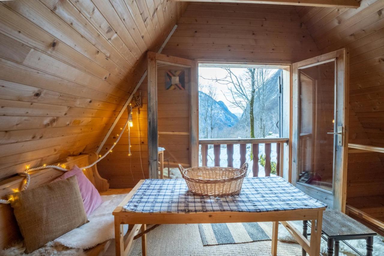 Bezgova Hisica Villa Bovec Luaran gambar